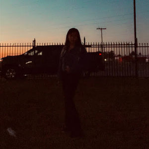 Meet your Posher, Xochitl